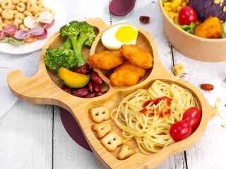 VINSANI BAMBOO ELEPHANT PLATE,BOWL & SPOON SET RED 1010236