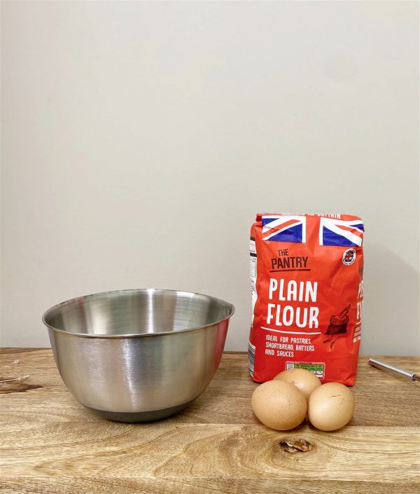 Stainless Still Measuring Bowl with Nonslip base 1.5L - Image 3