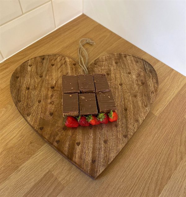 Heart Shaped Wooden Chopping Board 40cm - Image 3