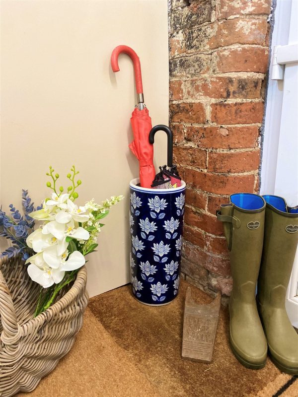 Blue With White Flower Umbrella Stand - Image 3