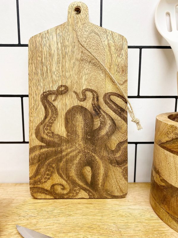 Octopus Engraved Wooden Cheese Board - Image 3