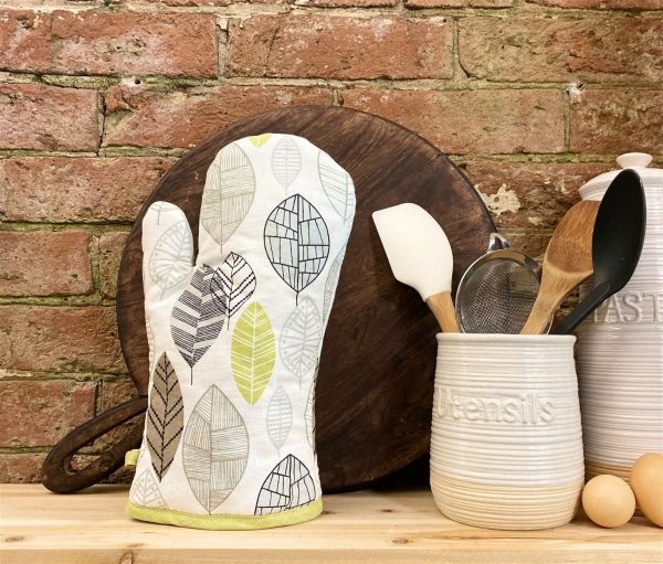 Kitchen Oven Glove With Contemporary Green Leaf Print Design - Image 3