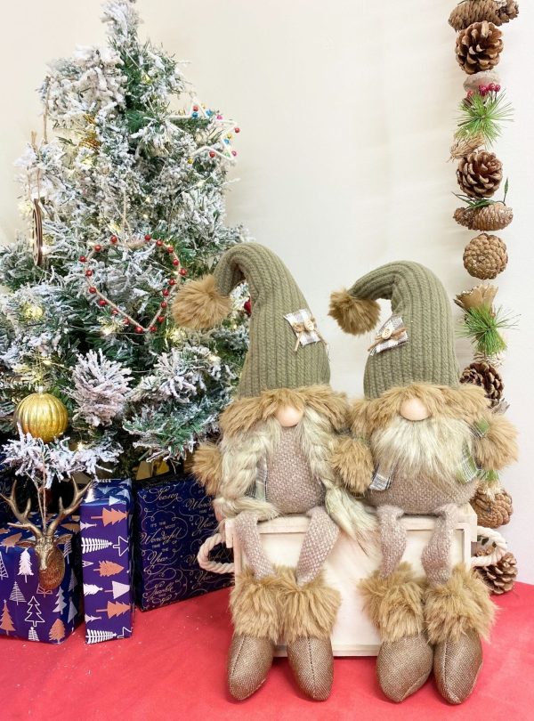 Sitting Mr & Mrs Santa Gonks With Dangly Legs - Image 3