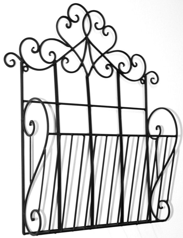 Black Scroll Wall Hanging Single Section Magazine Rack - Image 3