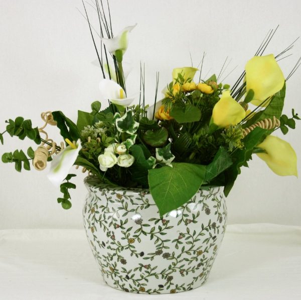 Ceramic Planter, Vintage Green & White Floral Design - Image 3