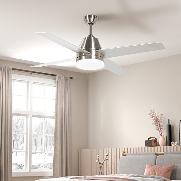 HOMCOM Mounting Reversible Ceiling Fan with Light, Remote, Silver & Black - Image 2