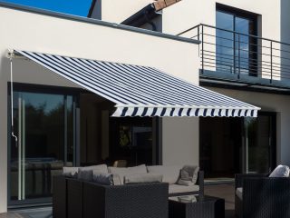 Manual Retractable Awning, size (3m x 2.5m)