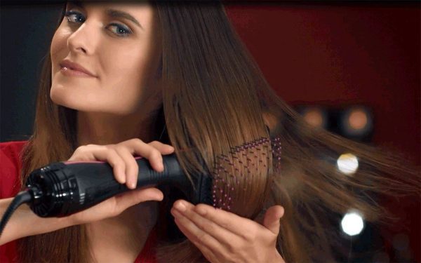 REVLON One Step Hair Dryer and Styler - Image 2