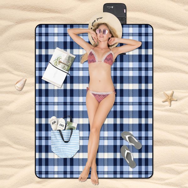 170 x 130cm Folding Picnic Blanket Waterproof & Sandproof - Checkered - Image 2
